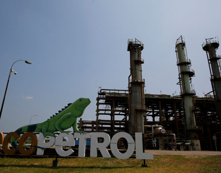 Colombia invests up to $700 million in SAF production plant to decarbonize aviation.
